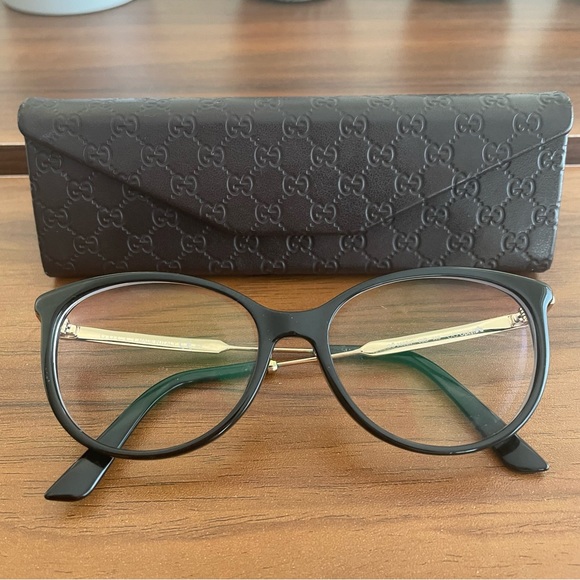 New as✨Authentic Gucci spectacles with case, cloth bag - Made in Italy 💚❤️💚 - Picture 11 of 13